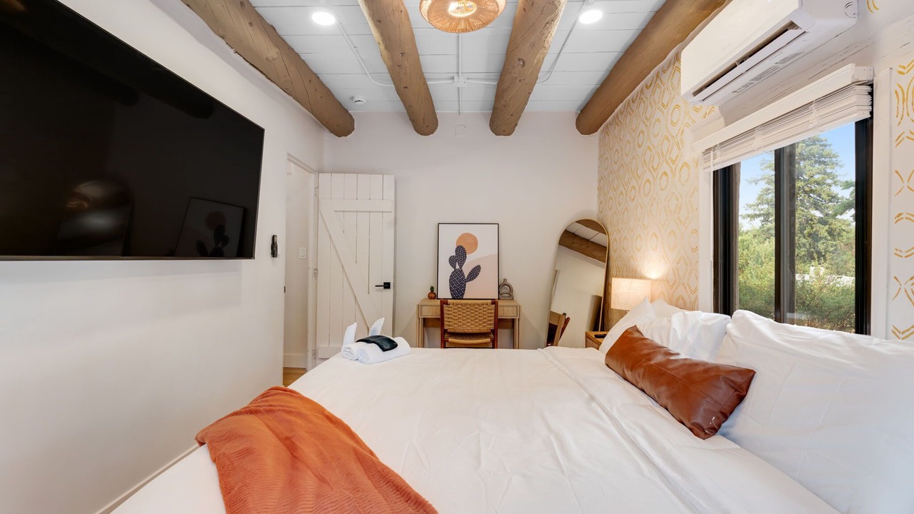 Photo of Bedroom in Manitou Springs