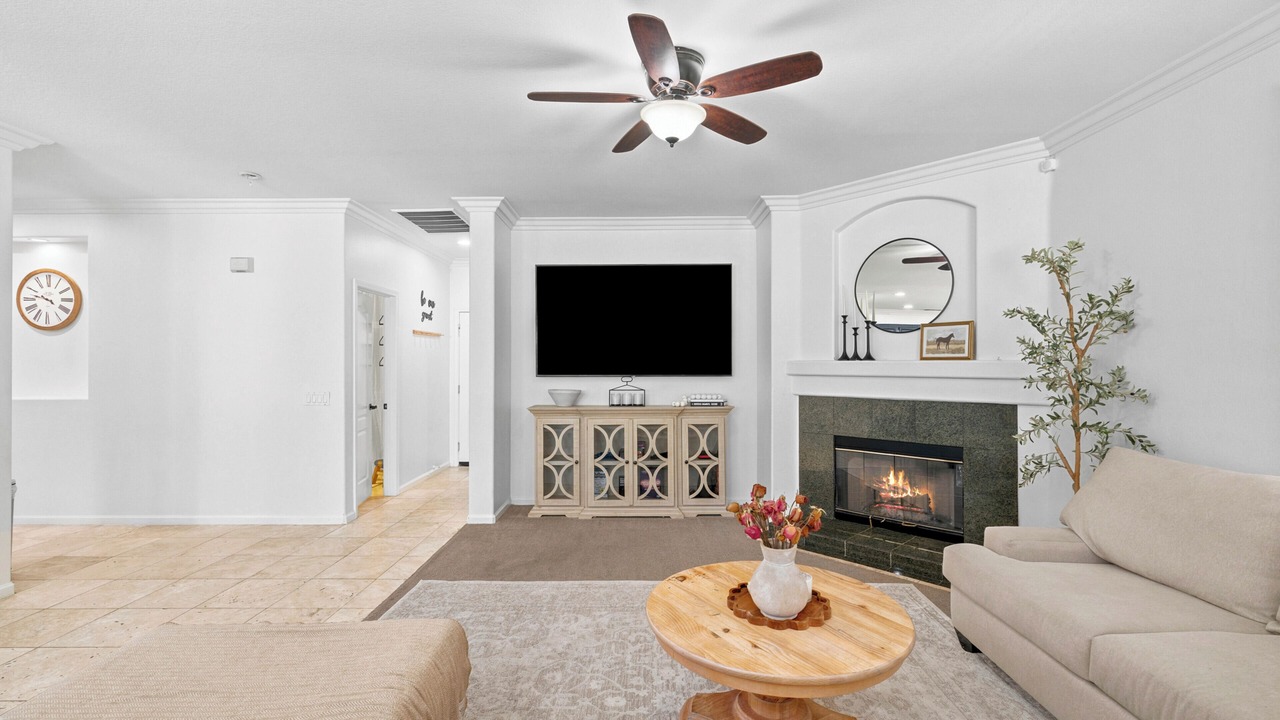 Photo of Livingroom in Temecula