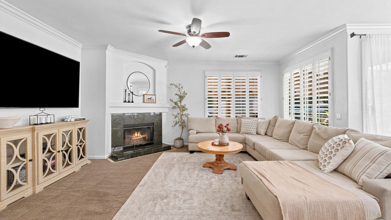 Photo of Livingroom in Temecula