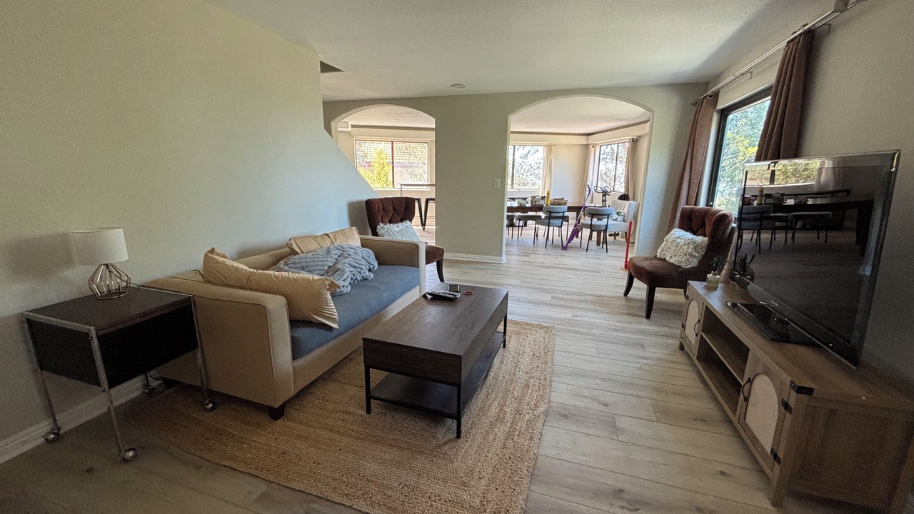 Photo of Livingroom in Thousand Oaks