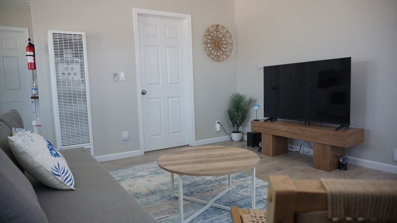 Photo of Livingroom in Del Aire