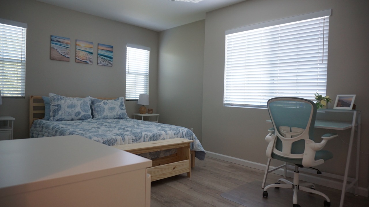 Photo of Bedroom in Del Aire