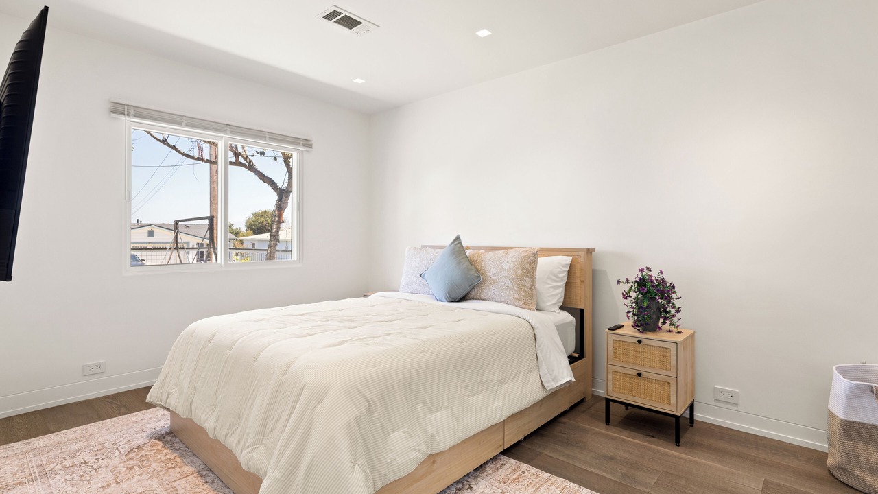 Photo of Bedroom in El Segundo