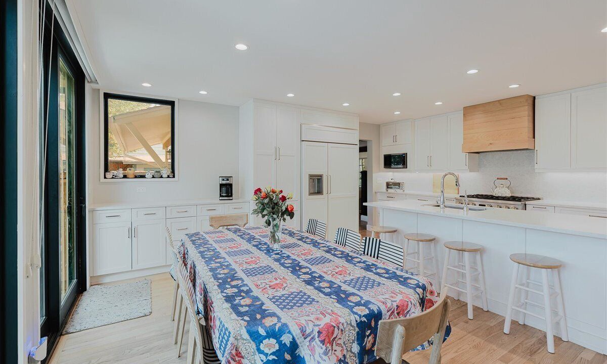 Photo of Kitchen in Keewayden