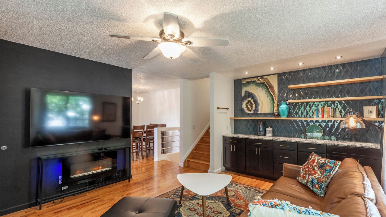 Photo of Livingroom in Washington Virginia Vale