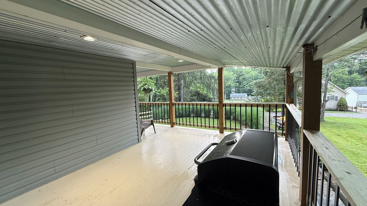 Photo of Patio Balcony in Sherrodsville