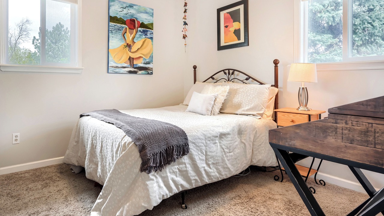 Photo of Bedroom in Devil's Thumb - Rolling Hill