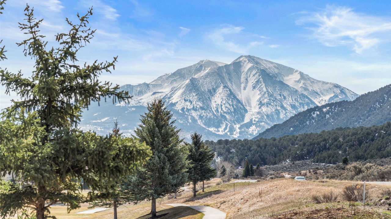 Photo of Others in Aspen Glen