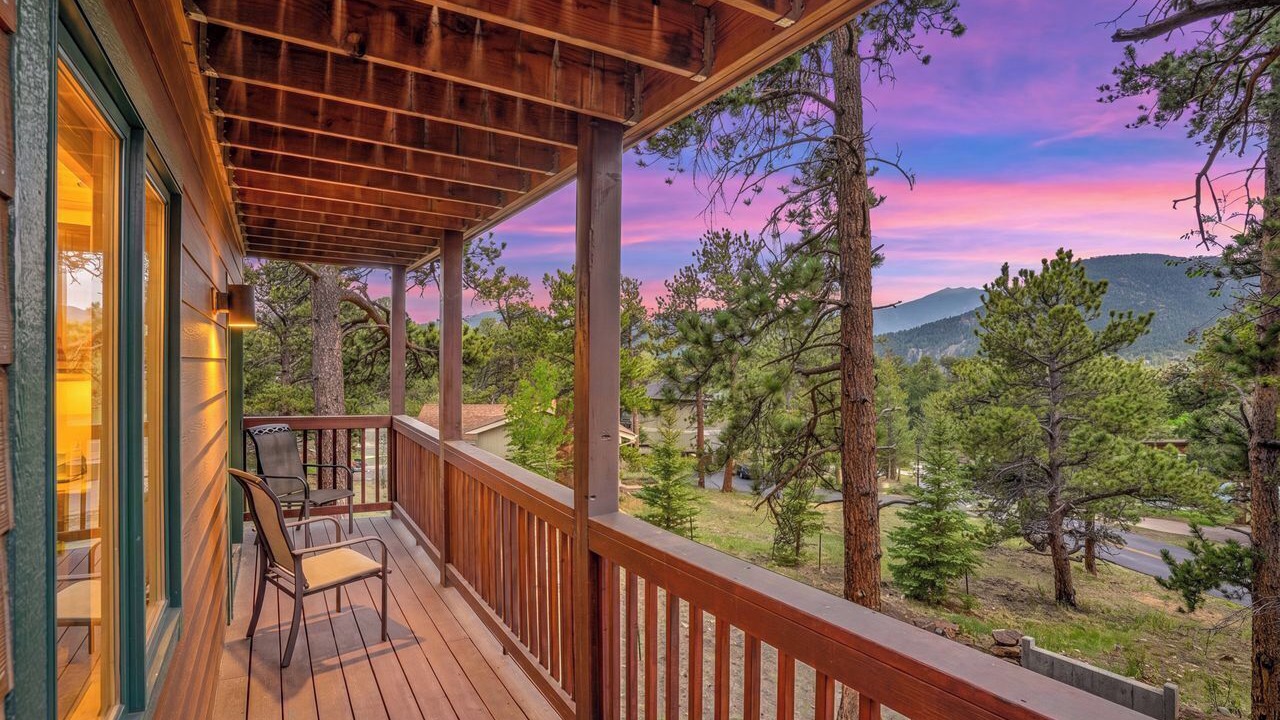 Photo of Outdoor in Stanley Hills