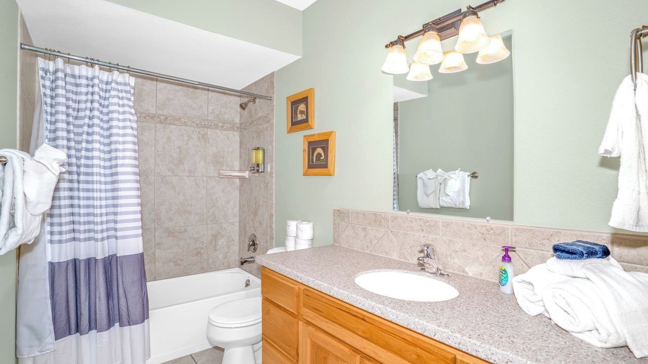 Photo of Bathroom in Stanley Hills