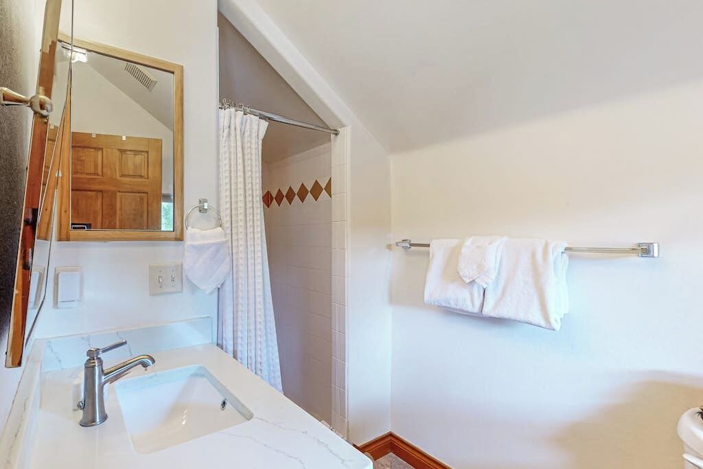 Photo of Bathroom in Willow Grove