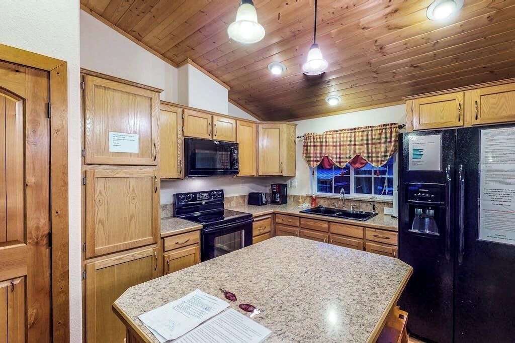 Photo of Kitchen in South Fork