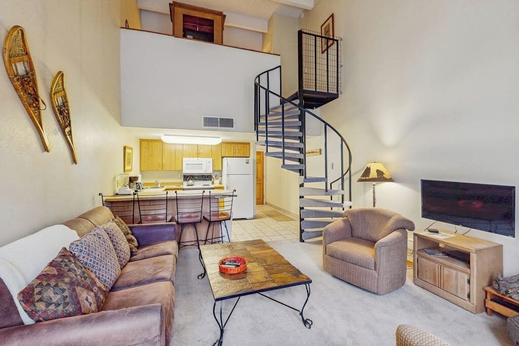 Photo of Livingroom in East Village at Copper