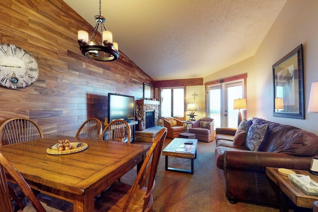 Photo of Livingroom in Copper Mountain Village