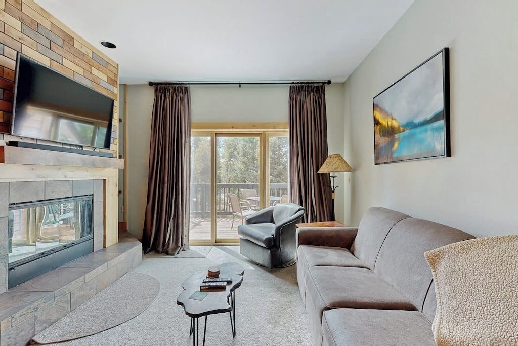 Photo of Livingroom in Baldy Mountain
