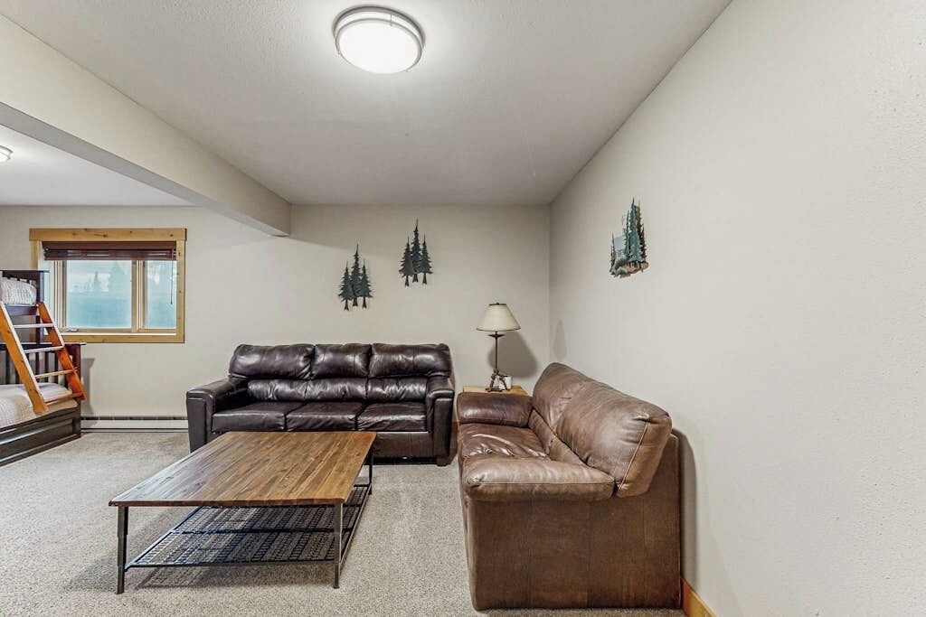Photo of Livingroom in Baldy Mountain