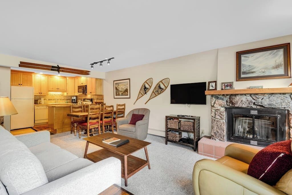 Photo of Livingroom in Copper Mountain Village