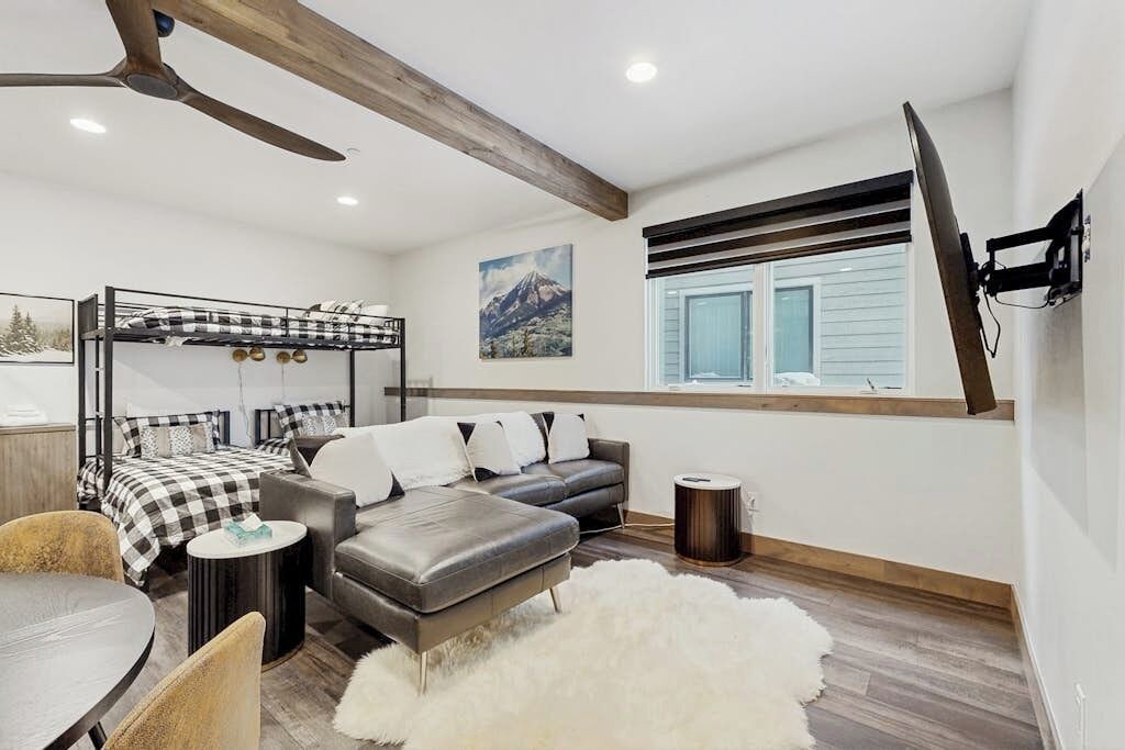 Photo of Bedroom in Purgatory