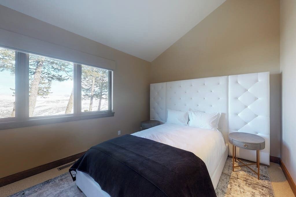 Photo of Bedroom in Edwards