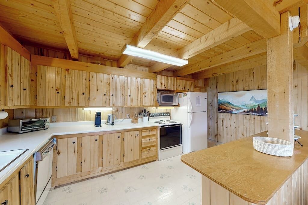 Photo of Kitchen in South Fork