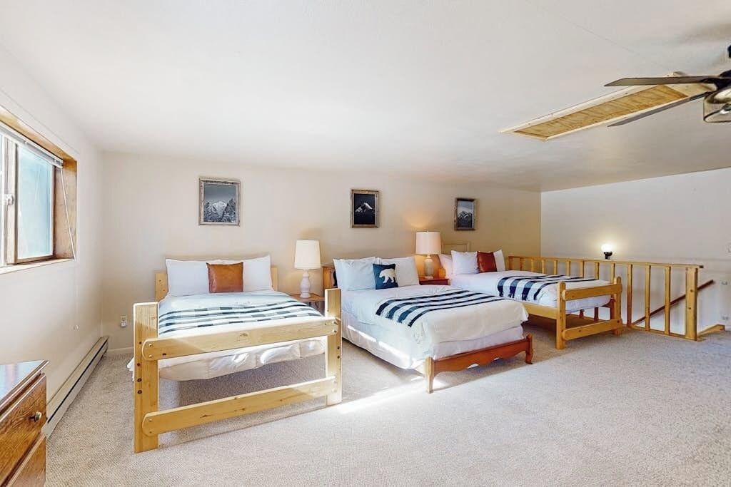 Photo of Bedroom in South Fork