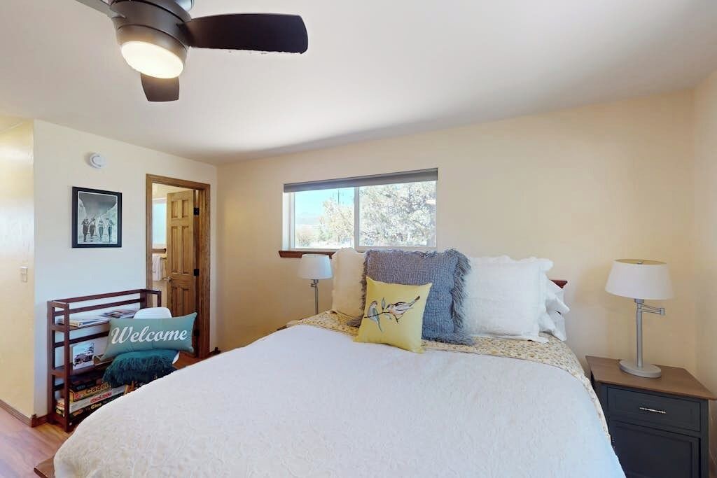 Photo of Bedroom in South Fork