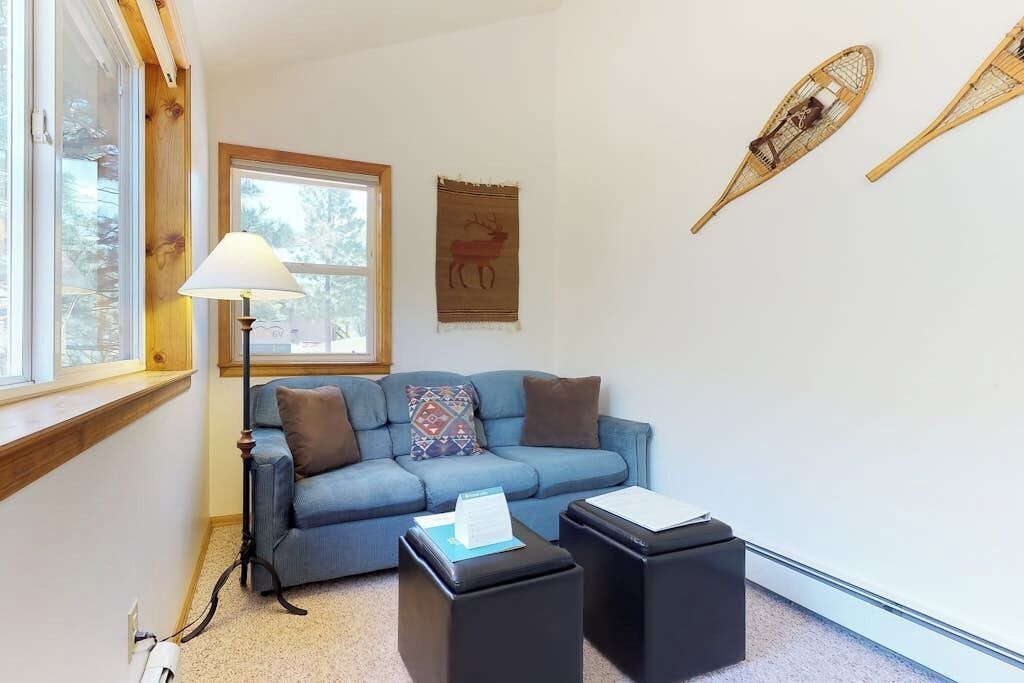 Photo of Livingroom in Carbondale