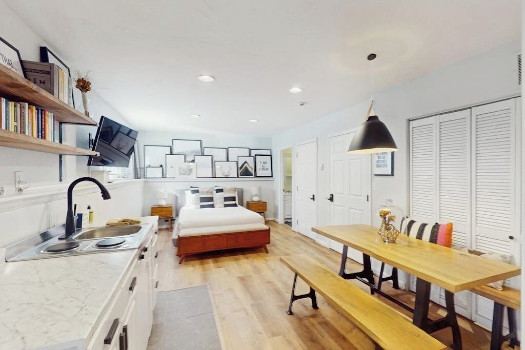Photo of Bedroom in Edwards