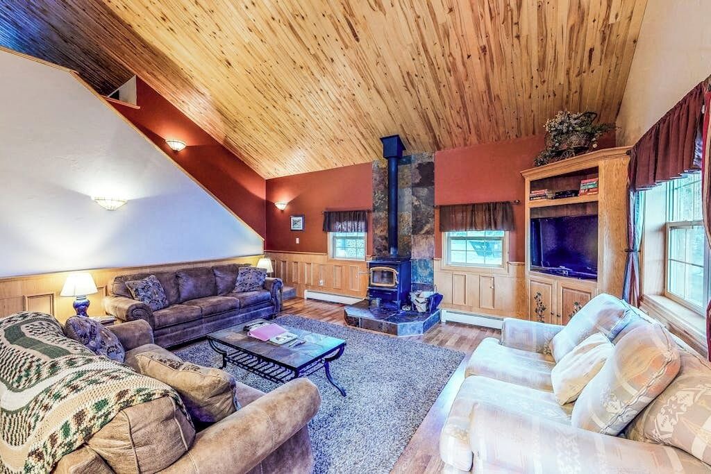 Photo of Livingroom in South Fork