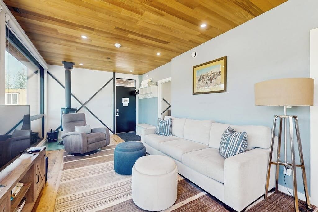 Photo of Livingroom in Carbondale
