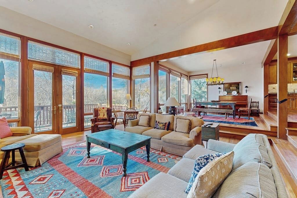 Photo of Livingroom in West End