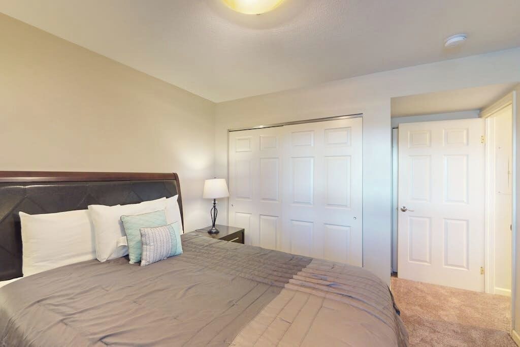 Photo of Bedroom in Avon