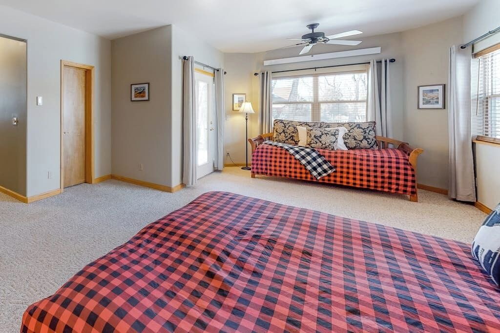 Photo of Bedroom in South Fork