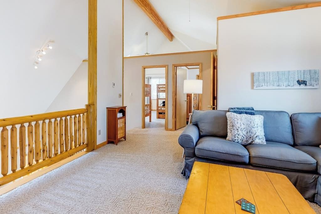 Photo of Livingroom in South Fork