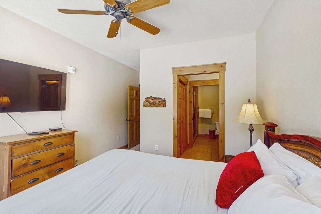 Photo of Bedroom in Keystone