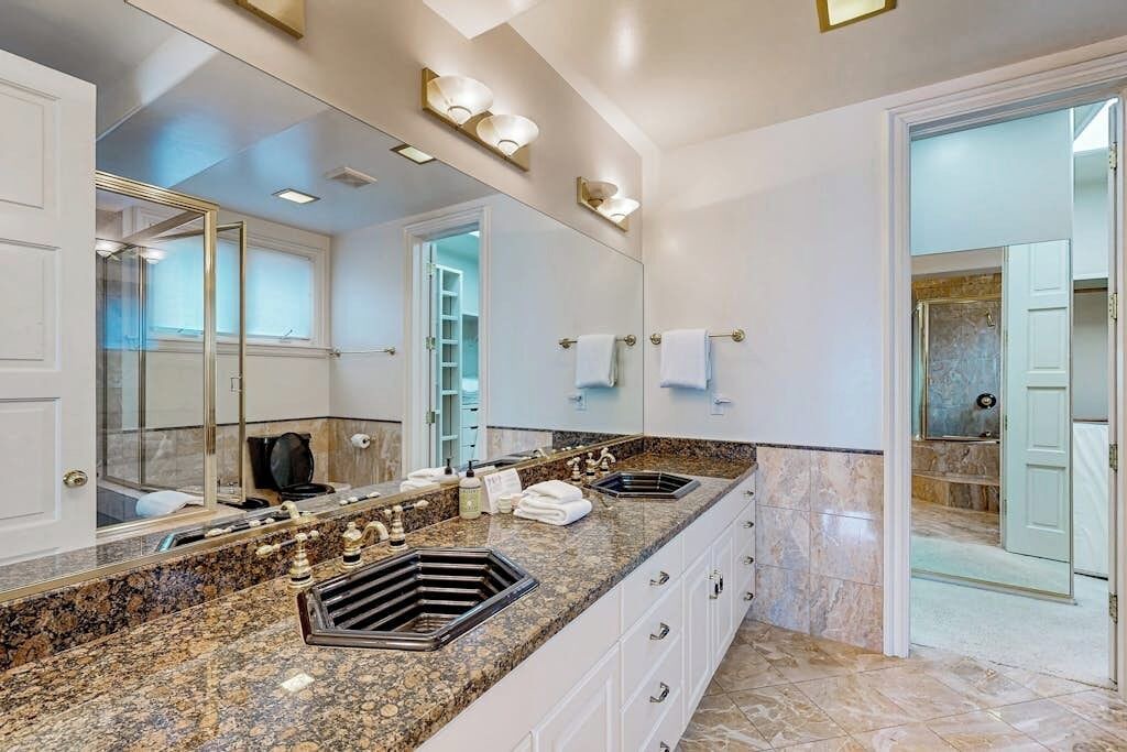 Photo of Bathroom in Mussel Shoals