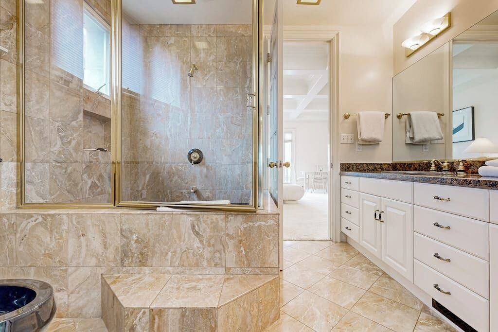 Photo of Bathroom in Mussel Shoals
