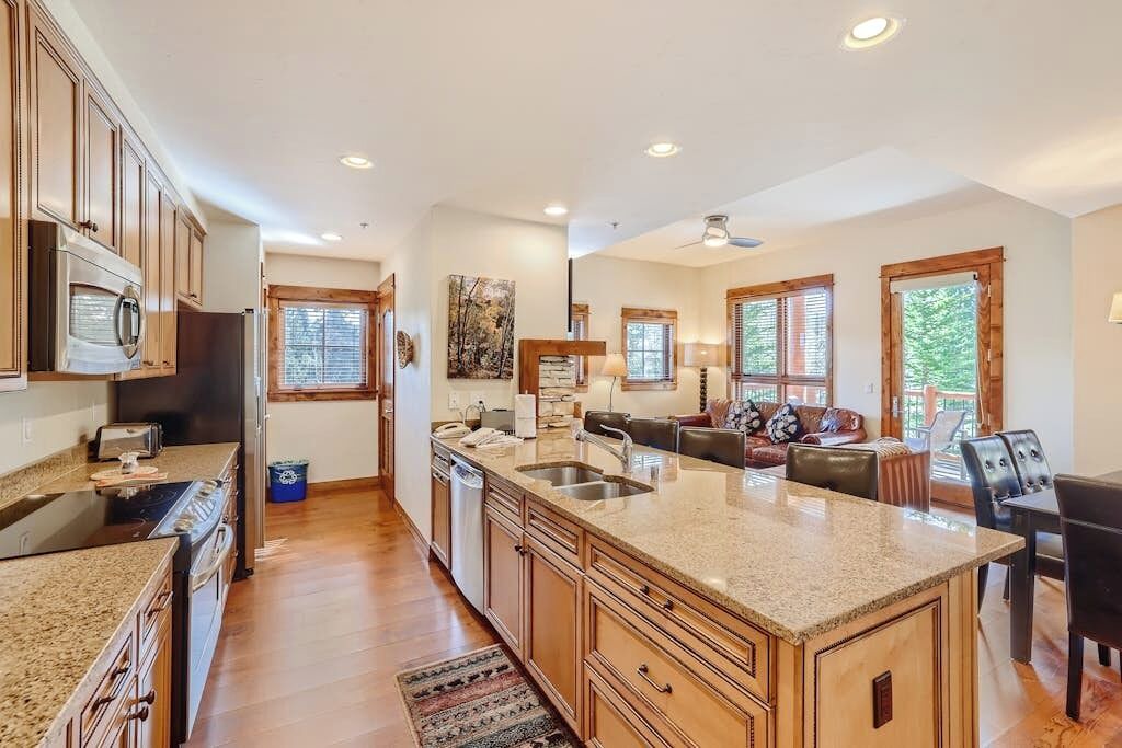 Photo of Kitchen in Four O'Clock