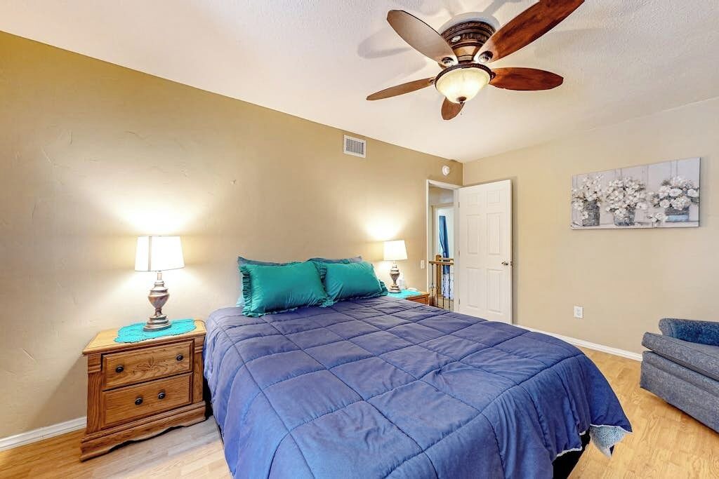Photo of Bedroom in Crestline