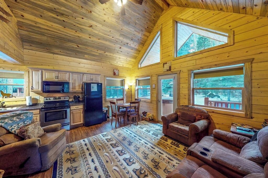 Photo of Livingroom in South Fork