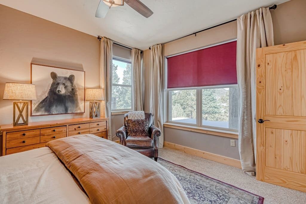 Photo of Bedroom in South Fork
