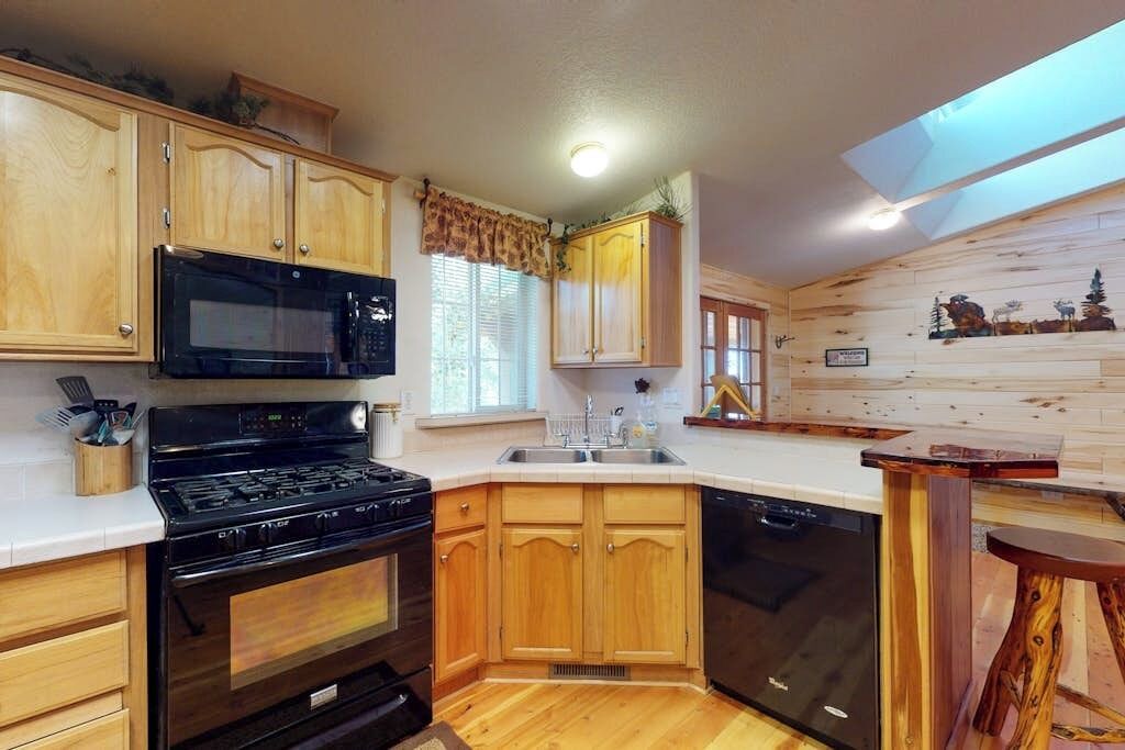 Photo of Kitchen in South Fork