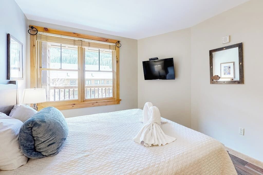 Photo of Bedroom in River Run