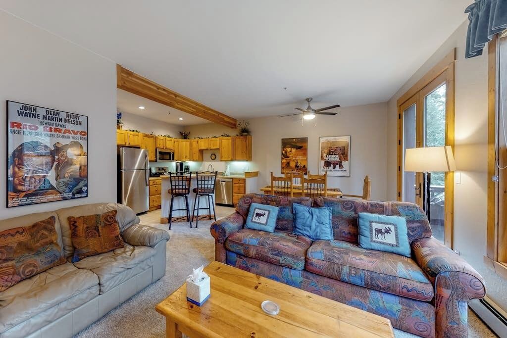 Photo of Livingroom in Keystone