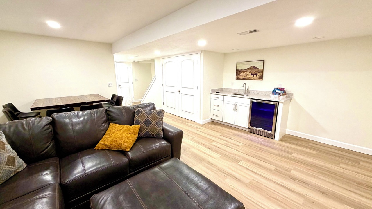 Photo of Livingroom in Castle Rock