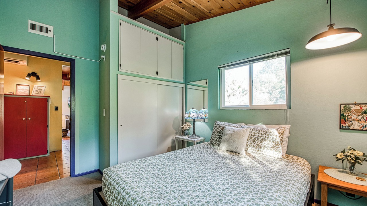 Photo of Bedroom in Midpines