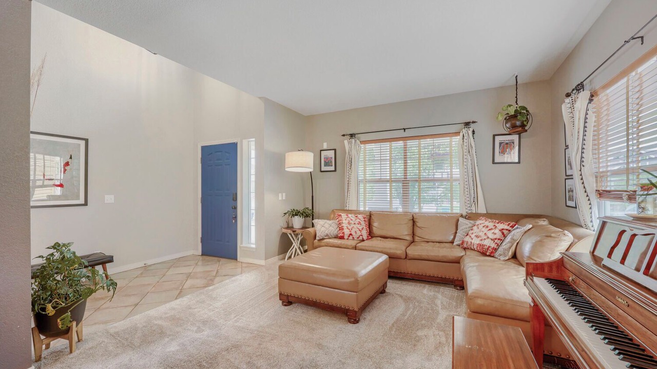 Photo of Livingroom in The Meadows