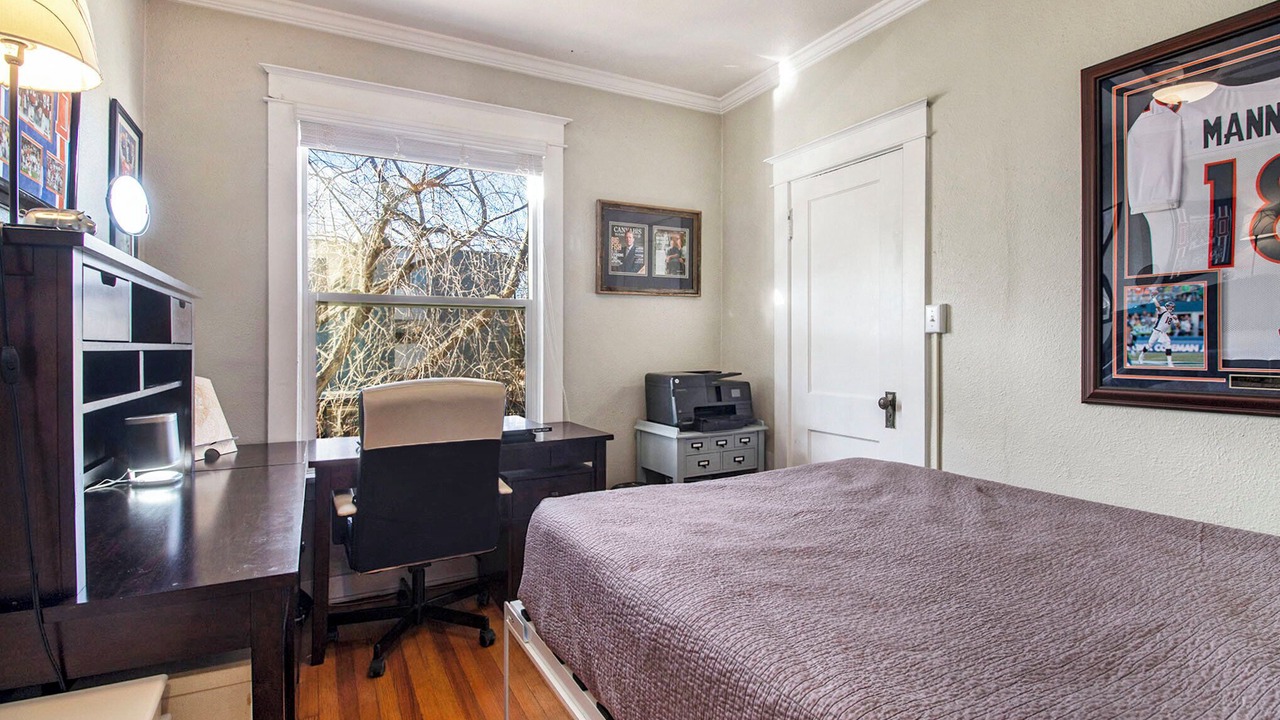 Photo of Bedroom in Congress Park