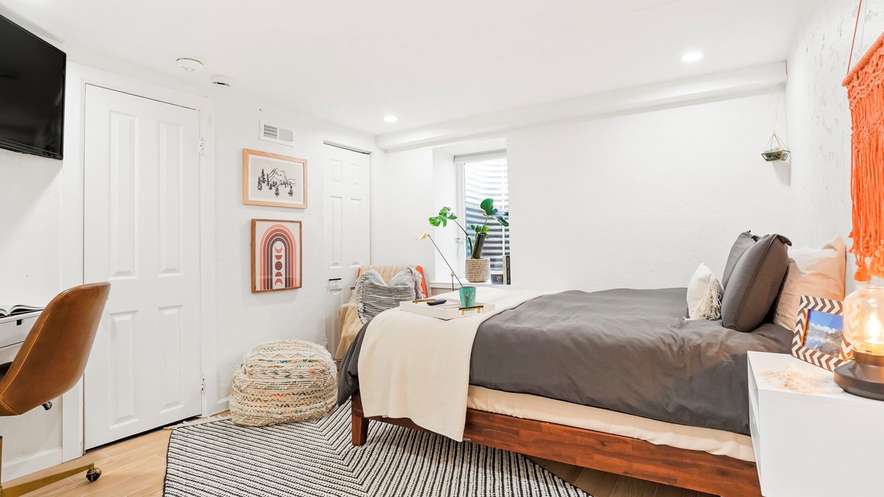 Photo of Bedroom in Cole