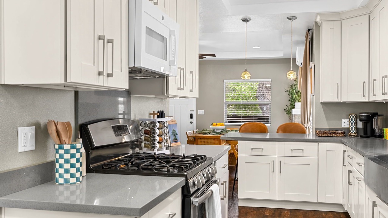 Photo of Kitchen in Midway City